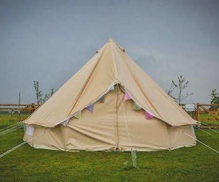 Skipbridge Farm Shepherds Huts Campground Green Hammerton Eksteriør billede